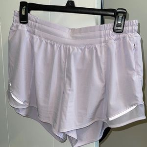 Lululemon Hotty Hot 4-inch Shorts